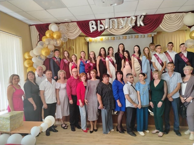 ВЫПУСКНОЙ В 9 КЛАССЕ.